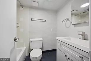 222 Church St, Philadelphia, PA 19106 - Photo 17