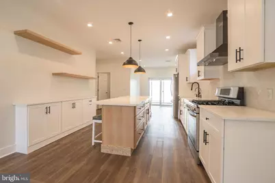 2106 Manton Street, Philadelphia, PA 19146 - Photo 5