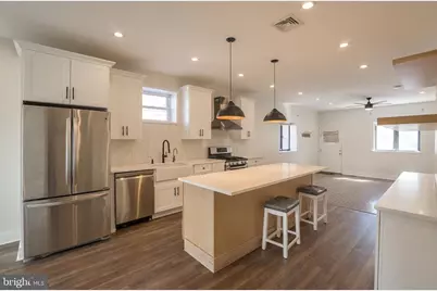 2106 Manton Street, Philadelphia, PA 19146 - Photo 7