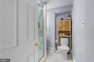 348 S 16th St, Philadelphia, PA 19102 - Photo 7