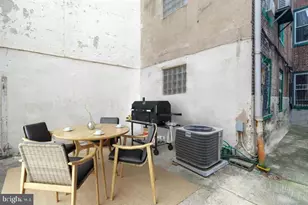 348 S 16th St, Philadelphia, PA 19102 - Photo 11