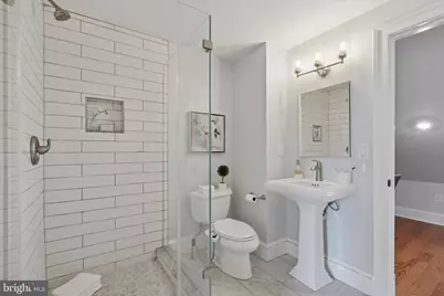 1215 Spruce Street #301, Philadelphia, PA 19107 - Photo 23