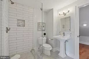 1215 Spruce St, Philadelphia, PA 19107 - Photo 23