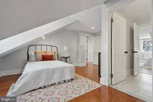 1215 Spruce St, Philadelphia, PA 19107 - Photo 21