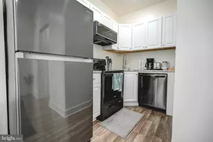 2203 Catharine St, Philadelphia, PA 19146 - Photo 25