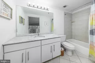 2200 Arch St, Philadelphia, PA 19103 - Photo 13