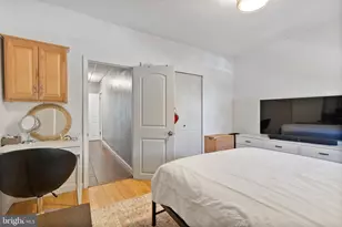 1106 W Moyamensing Ave, Philadelphia, PA 19148 - Photo 25