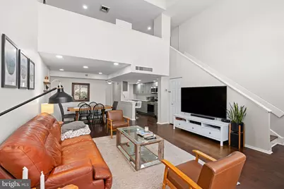 528 Manning Walk #7, Philadelphia, PA 19106 - Photo 5