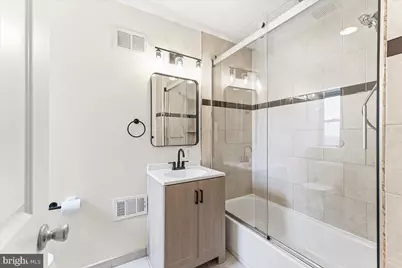 2132 Sears Street, Philadelphia, PA 19146 - Photo 7