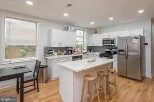 1629 Wallace St, Philadelphia, PA 19130 - Photo 9