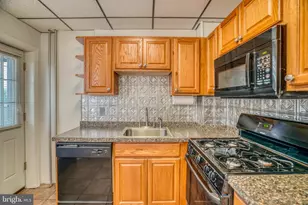 3271 Edgemont St, Philadelphia, PA 19134 - Photo 13