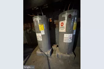 2928 Ridge Avenue, Philadelphia, PA 19121 - Photo 15