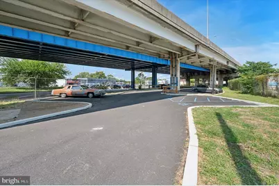 1325 S 33rd Street, Philadelphia, PA 19146 - Photo 11