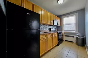 6404 Marsden St, Philadelphia, PA 19135 - Photo 13