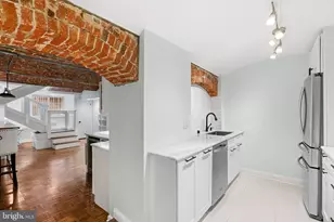 2 Willings Alley Mews, Philadelphia, PA 19106 - Photo 15