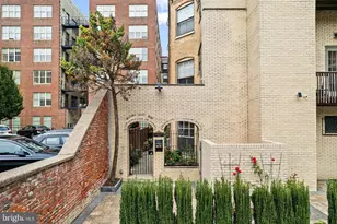 2 Willings Alley Mews, Philadelphia, PA 19106 - Photo 37