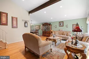 9812 Ferndale St, Philadelphia, PA 19115 - Photo 7