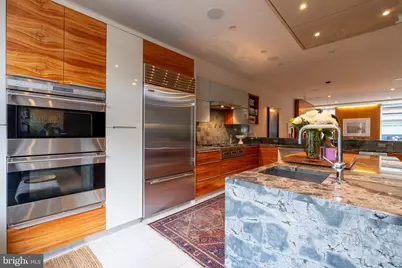 136 N 22nd Street, Philadelphia, PA 19103 - Photo 17