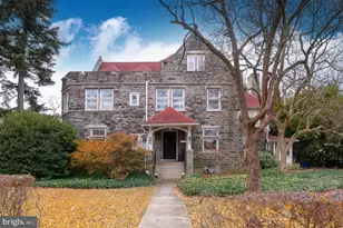 6323 Sherwood Rd, Philadelphia, PA 19151 - Photo 5