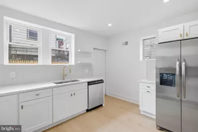 2033 S Mildred Street, Philadelphia, PA 19148 - Photo 9
