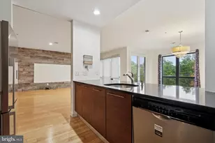 934 N 3rd St, Philadelphia, PA 19123 - Photo 13