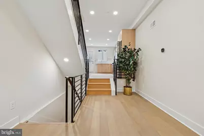 2440 E Harold Street, Philadelphia, PA 19125 - Photo 7