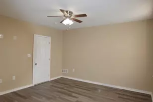 5738 Tulip St, Philadelphia, PA 19135 - Photo 11