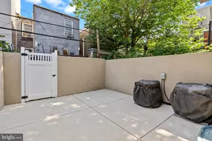 2113 Reed St, Philadelphia, PA 19146 - Photo 31