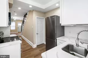 2445 Ingersoll St, Philadelphia, PA 19121 - Photo 9