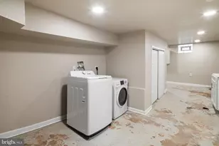 2445 Ingersoll St, Philadelphia, PA 19121 - Photo 19