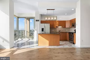 901 N Penn St, Philadelphia, PA 19123 - Photo 3