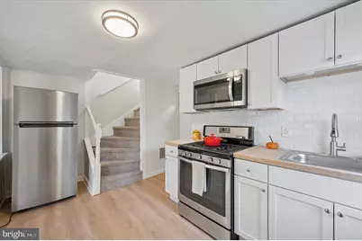 571 Shawmont Avenue, Philadelphia, PA 19128 - Photo 11