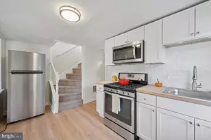 571 Shawmont Ave, Philadelphia, PA 19128 - Photo 11