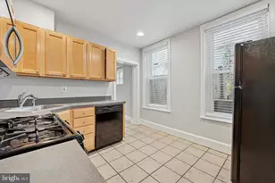 158 Green Ln, Philadelphia, PA 19127 - Photo 13