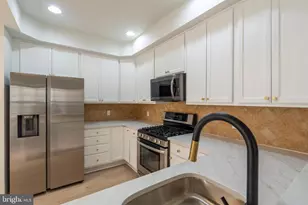 3217 Davinci Dr, Philadelphia, PA 19145 - Photo 15