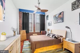 315 New St, Philadelphia, PA 19106 - Photo 15