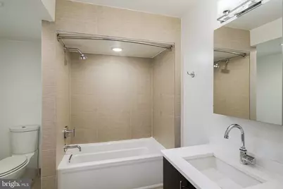 702 N Front Street #2, Philadelphia, PA 19123 - Photo 27