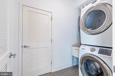 2058 E Susquehanna Avenue, Philadelphia, PA 19125 - Photo 35