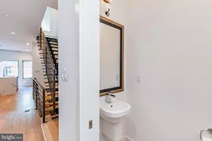 2058 E Susquehanna Ave, Philadelphia, PA 19125 - Photo 13