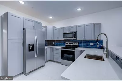 2006 N Front Street, Philadelphia, PA 19122 - Photo 9