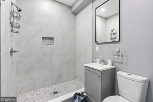 3211 Latona St, Philadelphia, PA 19146 - Photo 9