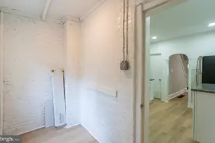 1645 S Etting St, Philadelphia, PA 19145 - Photo 9