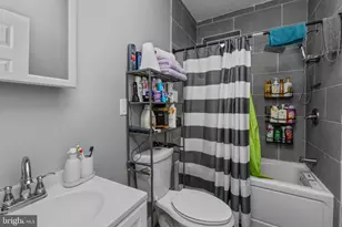 2401 N Hollywood St, Philadelphia, PA 19132 - Photo 13