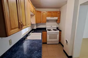 528 Hart Ln, Philadelphia, PA 19134 - Photo 5