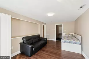 614 Wises Mill Rd, Philadelphia, PA 19128 - Photo 17