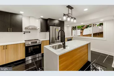 7101 N Mount Pleasant Place, Philadelphia, PA 19119 - Photo 13