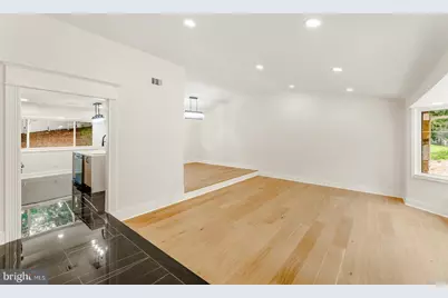 7101 N Mount Pleasant Place, Philadelphia, PA 19119 - Photo 9