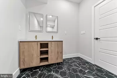 2034 Reed Street, Philadelphia, PA 19146 - Photo 23