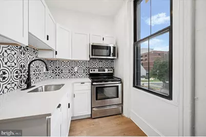 1637 W Girard Avenue #3, Philadelphia, PA 19130 - Photo 3