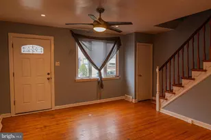 626 E Raymond St, Philadelphia, PA 19120 - Photo 5